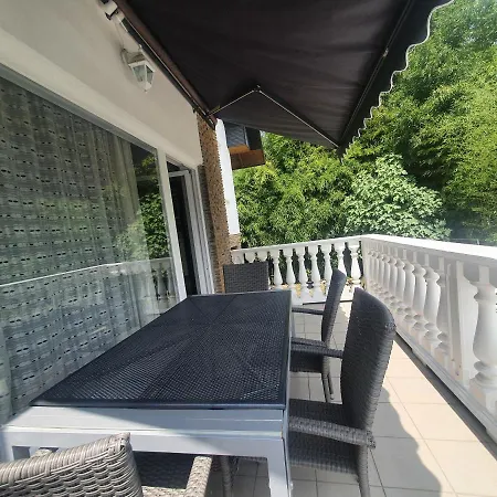 Wolf Vendeghaz Semesterbostad