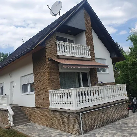 Wolf Vendeghaz Balatonkeresztúr