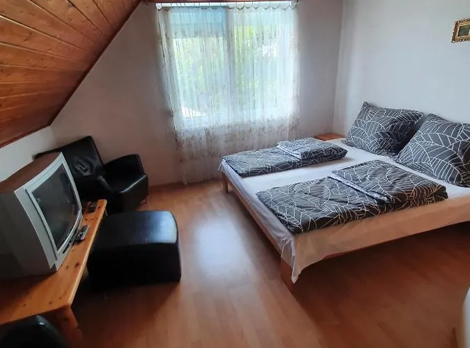 Semesterbostad Wolf Vendeghaz