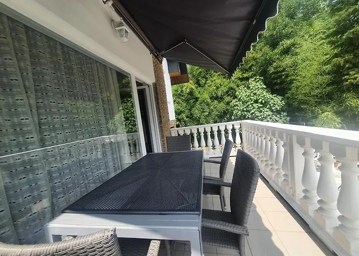 Wolf Vendeghaz Semesterbostad